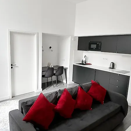 E39 Boutique Apartments, Location By Bqa