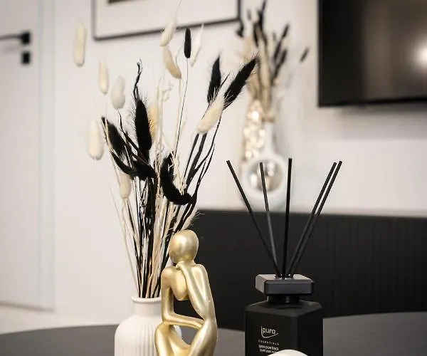 E39 Boutique Apartments, Location By Bqa
